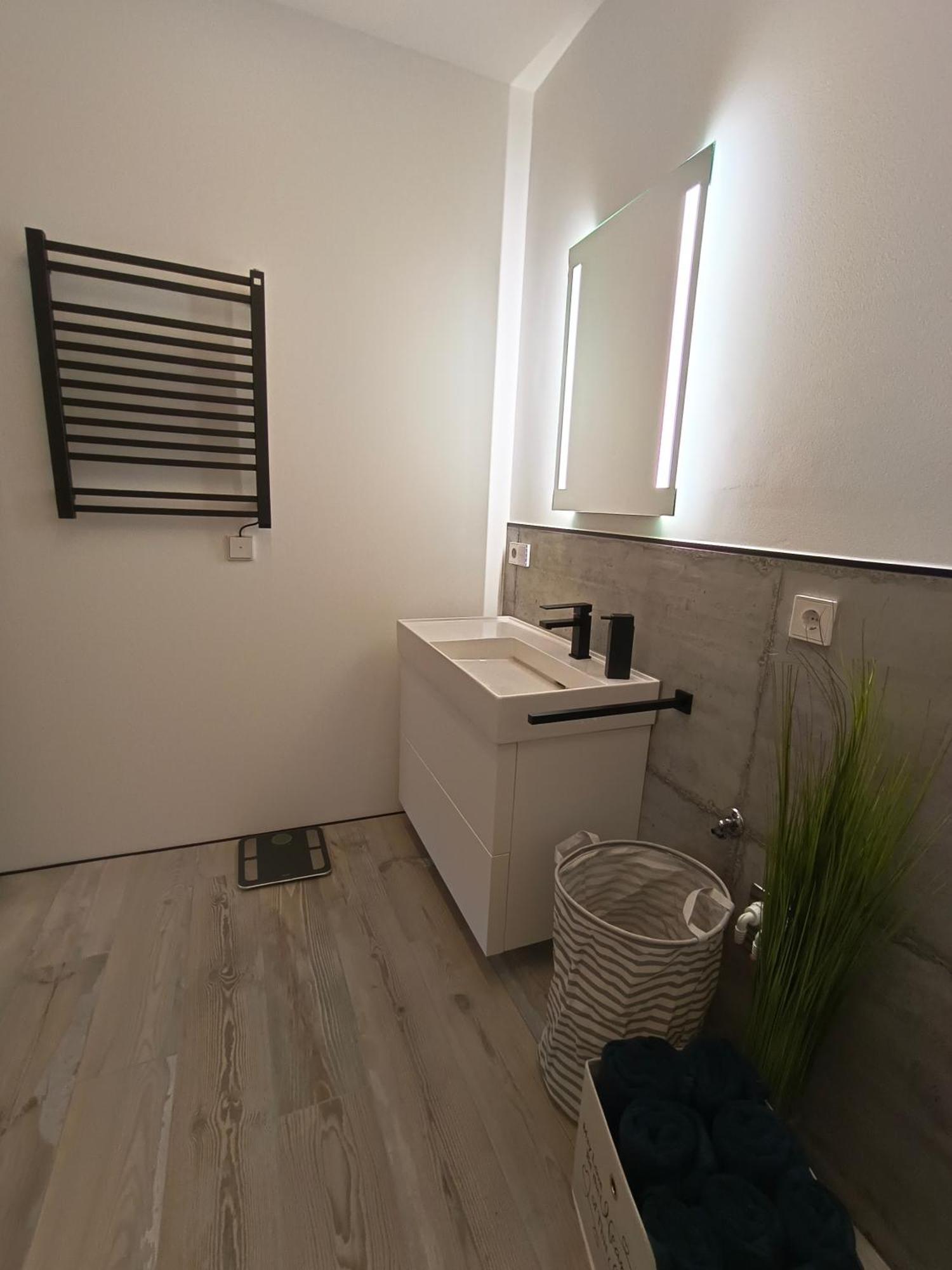 Wohlfuehl-Ferienwohnung "Igelnest" Vorderelsenwang Ngoại thất bức ảnh
