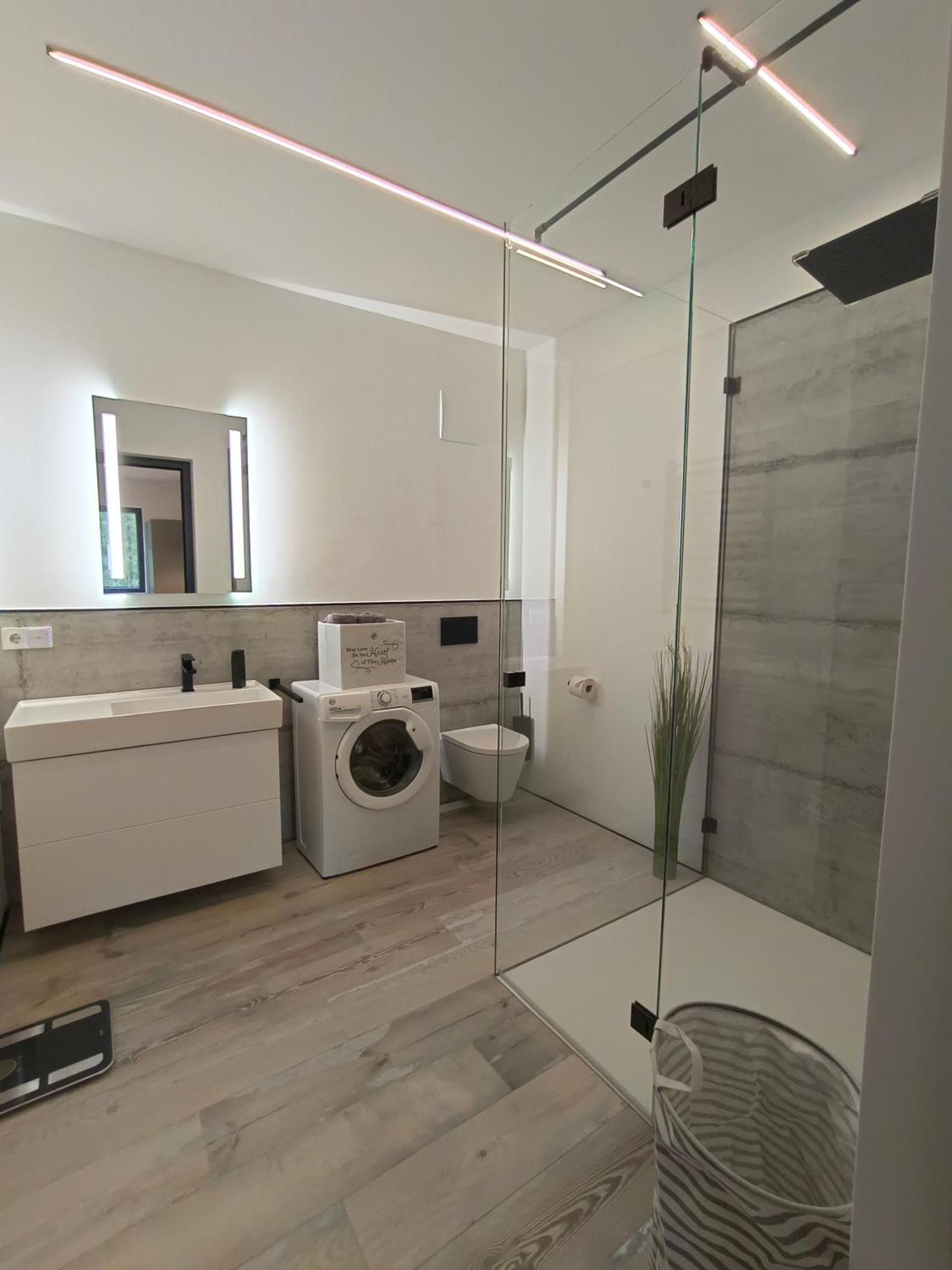 Wohlfuehl-Ferienwohnung "Igelnest" Vorderelsenwang Ngoại thất bức ảnh